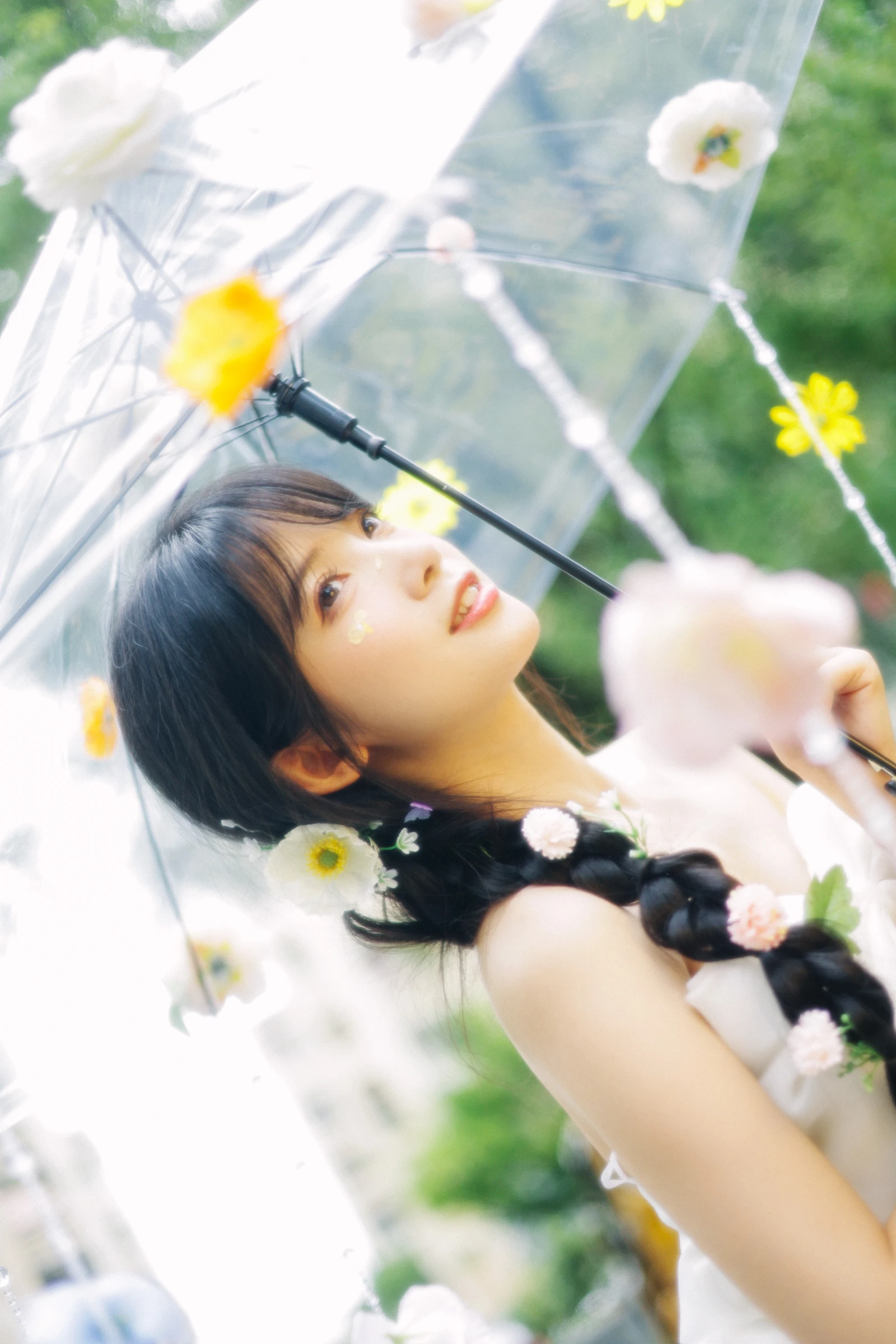 [YITUYU]艺图语-2024.10.17-花雨-一只阿梦崽-[24P-90MB]-5.webp